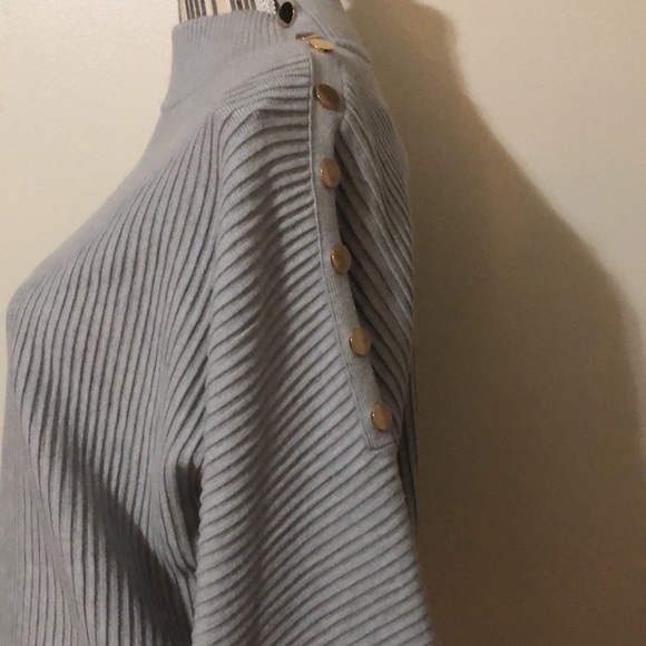Tahari pullover gray turtle neck sweater small - Picture 2 of 8